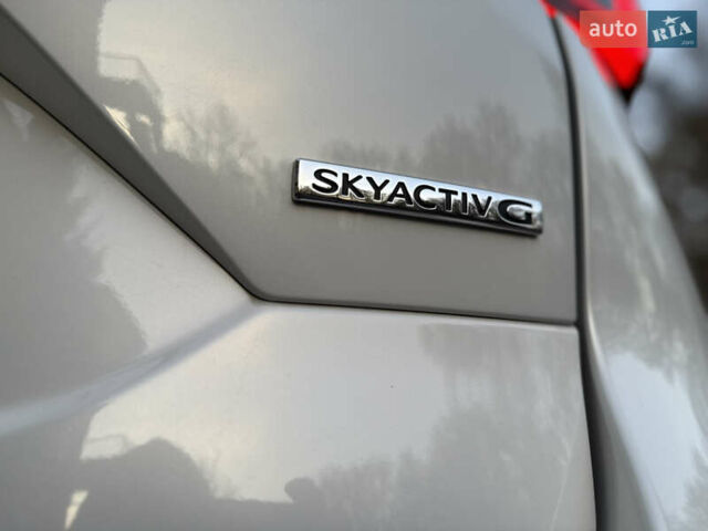 Білий Мазда СХ-5, об'ємом двигуна 2.49 л та пробігом 13 тис. км за 27500 $, фото 10 на Automoto.ua