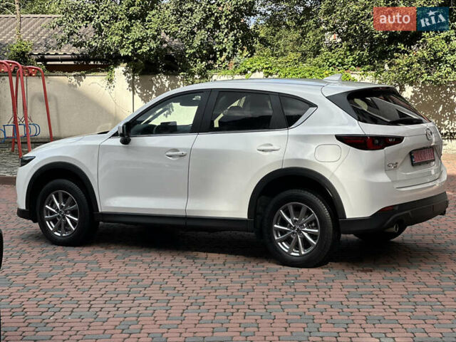 Білий Мазда СХ-5, об'ємом двигуна 2 л та пробігом 33 тис. км за 25650 $, фото 11 на Automoto.ua