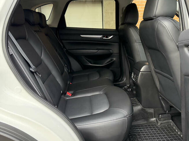 Белый Мазда СХ-5, объемом двигателя 2 л и пробегом 25 тыс. км за 30400 $, фото 38 на Automoto.ua