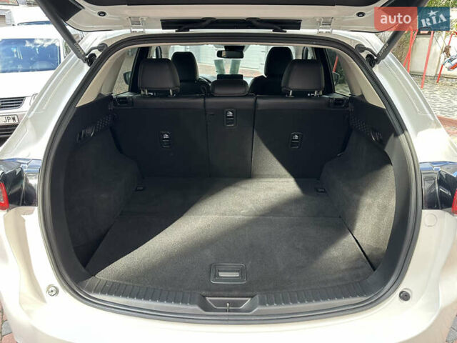 Білий Мазда СХ-5, об'ємом двигуна 2 л та пробігом 33 тис. км за 25650 $, фото 185 на Automoto.ua