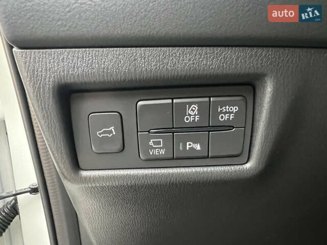 Білий Мазда СХ-5, об'ємом двигуна 2.49 л та пробігом 4 тис. км за 29500 $, фото 83 на Automoto.ua