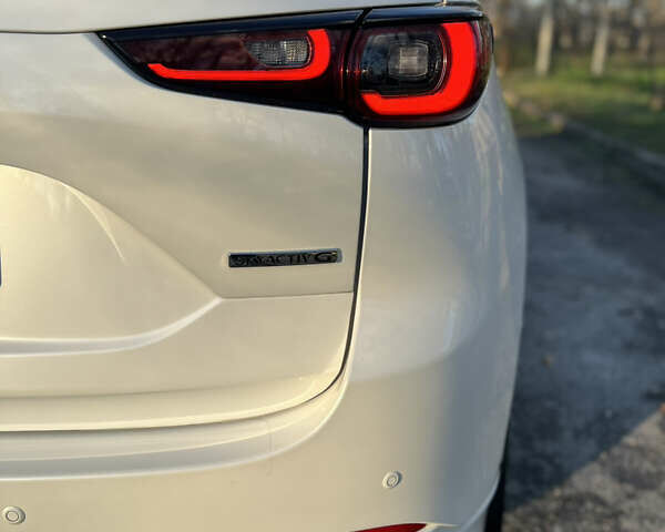 Білий Мазда СХ-5, об'ємом двигуна 2.49 л та пробігом 3 тис. км за 35500 $, фото 44 на Automoto.ua