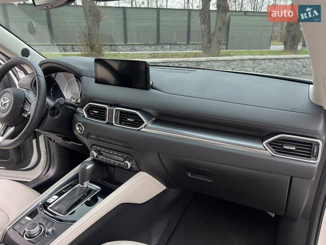 Білий Мазда СХ-5, об'ємом двигуна 2.49 л та пробігом 4 тис. км за 29500 $, фото 59 на Automoto.ua