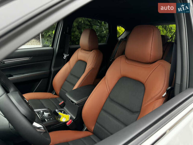 Белый Мазда СХ-5, объемом двигателя 2.5 л и пробегом 1 тыс. км за 36971 $, фото 41 на Automoto.ua