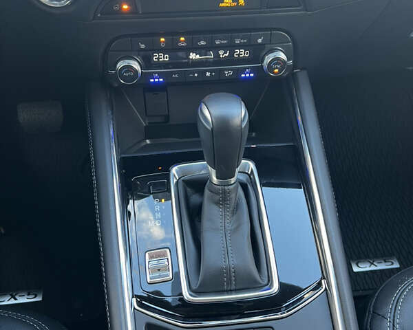 Білий Мазда СХ-5, об'ємом двигуна 2.49 л та пробігом 3 тис. км за 35500 $, фото 29 на Automoto.ua