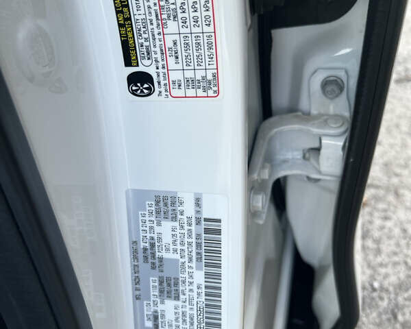 Білий Мазда СХ-5, об'ємом двигуна 2.49 л та пробігом 3 тис. км за 35500 $, фото 39 на Automoto.ua