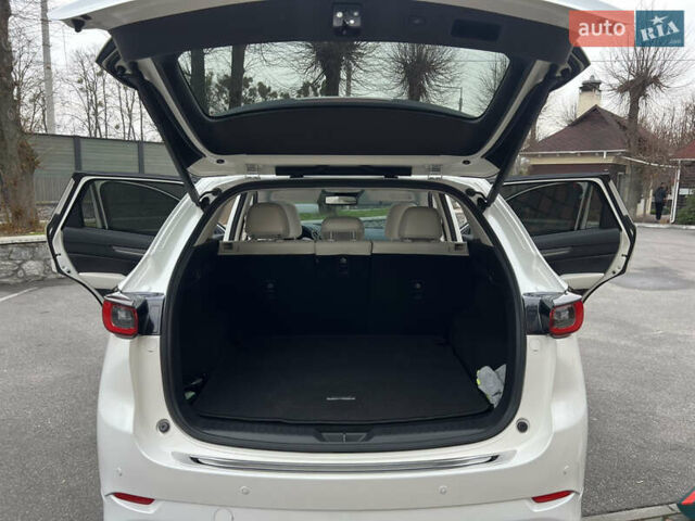Білий Мазда СХ-5, об'ємом двигуна 2.49 л та пробігом 4 тис. км за 29500 $, фото 54 на Automoto.ua