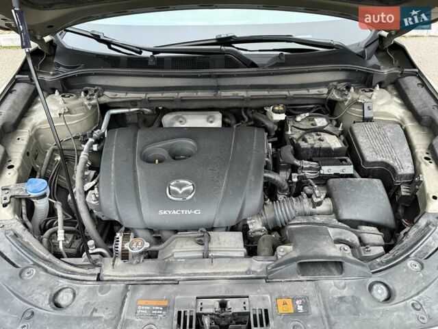 Бежевый Мазда СХ-5, объемом двигателя 2 л и пробегом 29 тыс. км за 28800 $, фото 79 на Automoto.ua