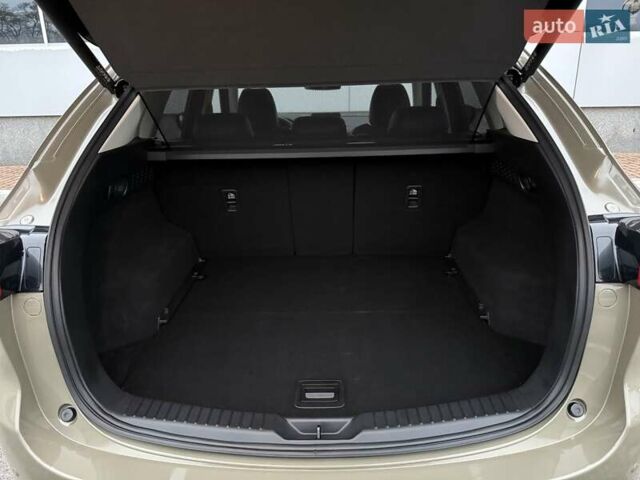 Бежевый Мазда СХ-5, объемом двигателя 2 л и пробегом 29 тыс. км за 28800 $, фото 75 на Automoto.ua