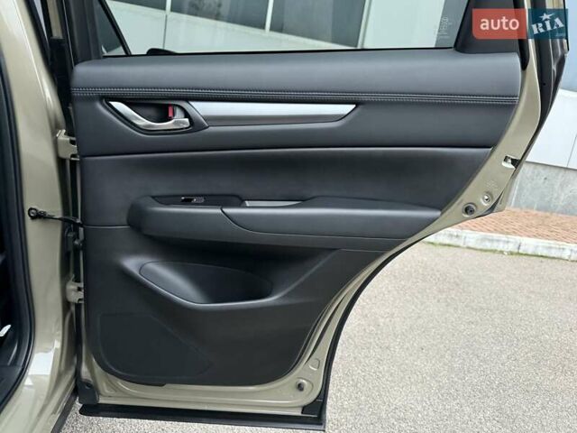 Бежевый Мазда СХ-5, объемом двигателя 2 л и пробегом 29 тыс. км за 28800 $, фото 43 на Automoto.ua