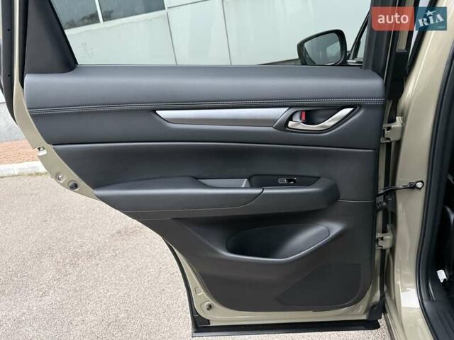 Бежевый Мазда СХ-5, объемом двигателя 2 л и пробегом 29 тыс. км за 28800 $, фото 41 на Automoto.ua