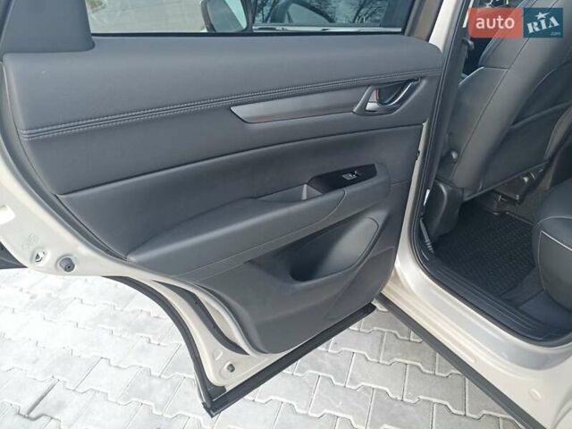 Бежевый Мазда СХ-5, объемом двигателя 2.49 л и пробегом 4 тыс. км за 28000 $, фото 37 на Automoto.ua