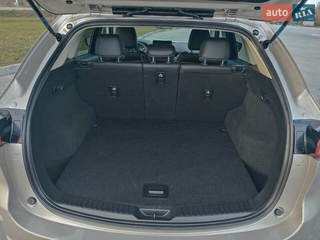 Бежевый Мазда СХ-5, объемом двигателя 2.49 л и пробегом 4 тыс. км за 28000 $, фото 40 на Automoto.ua