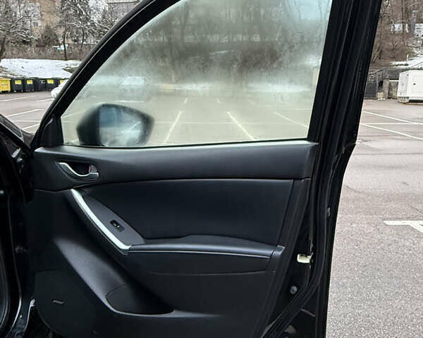 Черный Мазда СХ-5, объемом двигателя 2.2 л и пробегом 221 тыс. км за 13500 $, фото 22 на Automoto.ua