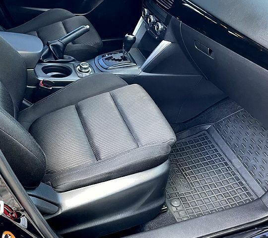 Мазда СХ-5 2012 в Полтаве на Automoto.ua Черный Мазда СХ-5, объемом двигателя 2.2 л и пробегом 195 тыс. км за 12999 $, фото 6 на Automoto.ua