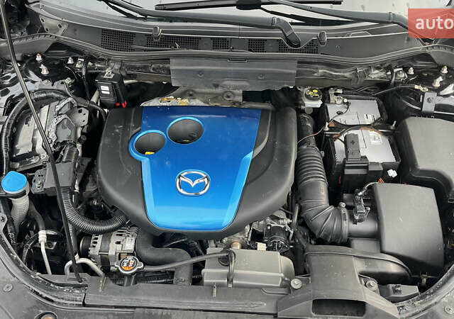Черный Мазда СХ-5, объемом двигателя 2.2 л и пробегом 254 тыс. км за 13200 $, фото 39 на Automoto.ua