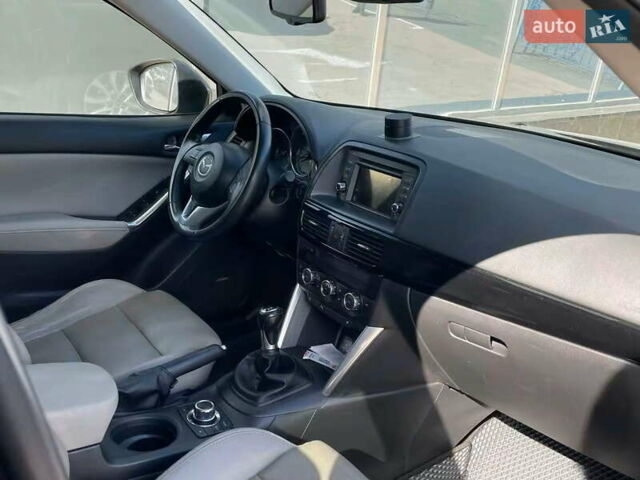 Черный Мазда СХ-5, объемом двигателя 2.2 л и пробегом 253 тыс. км за 10900 $, фото 7 на Automoto.ua