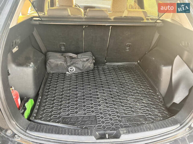 Чорний Мазда СХ-5, об'ємом двигуна 2.2 л та пробігом 267 тис. км за 12000 $, фото 14 на Automoto.ua