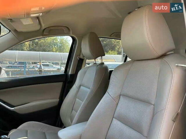 Черный Мазда СХ-5, объемом двигателя 2.2 л и пробегом 253 тыс. км за 10900 $, фото 22 на Automoto.ua