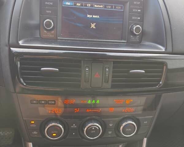 Чорний Мазда СХ-5, об'ємом двигуна 2.19 л та пробігом 242 тис. км за 14000 $, фото 8 на Automoto.ua