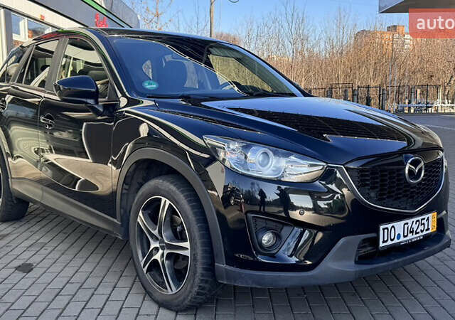 Чорний Мазда СХ-5, об'ємом двигуна 2.2 л та пробігом 240 тис. км за 11111 $, фото 3 на Automoto.ua