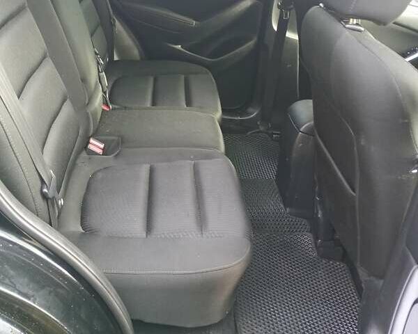 Черный Мазда СХ-5, объемом двигателя 2.19 л и пробегом 278 тыс. км за 12000 $, фото 10 на Automoto.ua