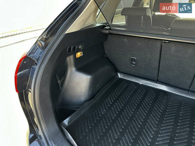 Черный Мазда СХ-5, объемом двигателя 2.19 л и пробегом 270 тыс. км за 13600 $, фото 10 на Automoto.ua