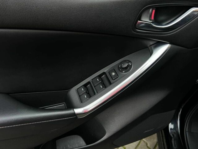 Чорний Мазда СХ-5, об'ємом двигуна 2.2 л та пробігом 155 тис. км за 16999 $, фото 9 на Automoto.ua