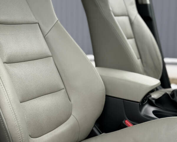 Чорний Мазда СХ-5, об'ємом двигуна 2.2 л та пробігом 204 тис. км за 13350 $, фото 62 на Automoto.ua