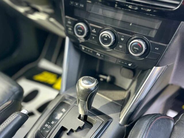 Чорний Мазда СХ-5, об'ємом двигуна 2.2 л та пробігом 225 тис. км за 10999 $, фото 14 на Automoto.ua