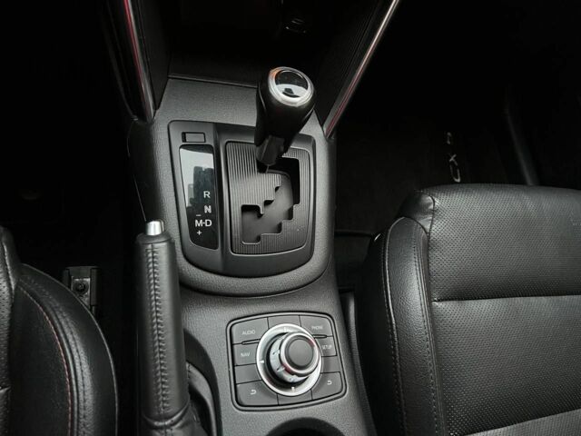 Чорний Мазда СХ-5, об'ємом двигуна 2.2 л та пробігом 155 тис. км за 16999 $, фото 13 на Automoto.ua