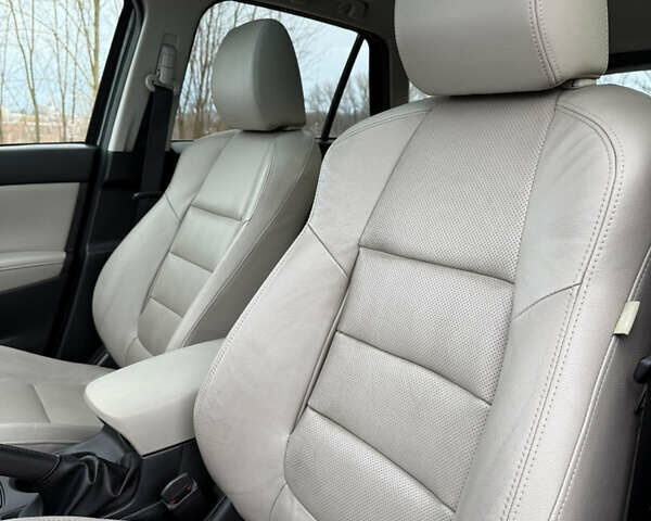 Чорний Мазда СХ-5, об'ємом двигуна 2.2 л та пробігом 204 тис. км за 13350 $, фото 59 на Automoto.ua