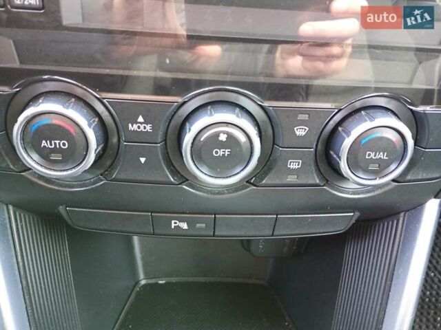 Черный Мазда СХ-5, объемом двигателя 2.19 л и пробегом 278 тыс. км за 12000 $, фото 11 на Automoto.ua