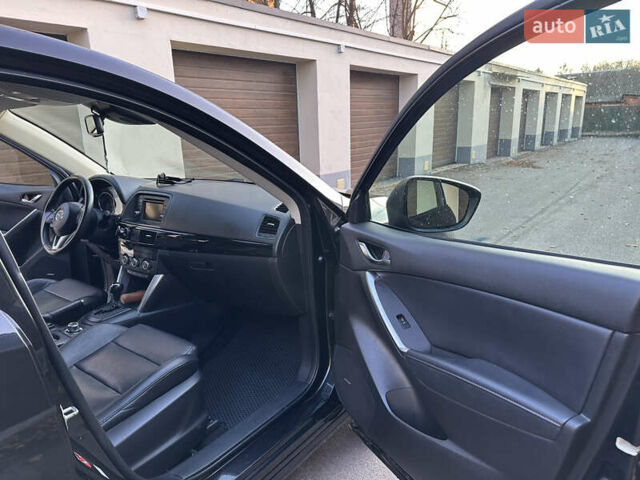 Черный Мазда СХ-5, объемом двигателя 2.2 л и пробегом 190 тыс. км за 13700 $, фото 5 на Automoto.ua