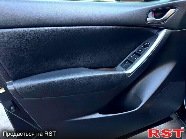 Черный Мазда СХ-5, объемом двигателя 2.2 л и пробегом 171 тыс. км за 12490 $, фото 4 на Automoto.ua