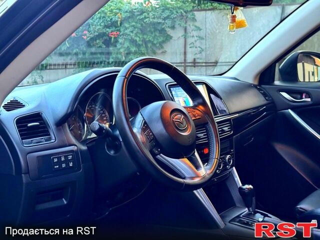 Черный Мазда СХ-5, объемом двигателя 2.2 л и пробегом 171 тыс. км за 12490 $, фото 5 на Automoto.ua