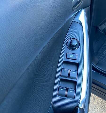 Чорний Мазда СХ-5, об'ємом двигуна 2.2 л та пробігом 240 тис. км за 13300 $, фото 13 на Automoto.ua