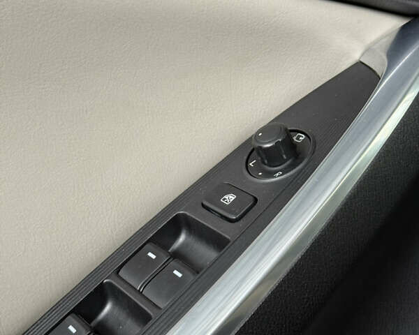 Чорний Мазда СХ-5, об'ємом двигуна 2.2 л та пробігом 204 тис. км за 13350 $, фото 40 на Automoto.ua