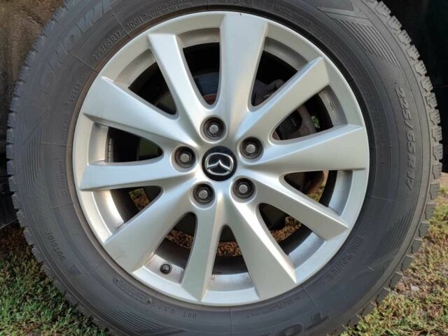 Чорний Мазда СХ-5, об'ємом двигуна 2.2 л та пробігом 214 тис. км за 16000 $, фото 9 на Automoto.ua