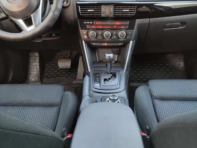 Чорний Мазда СХ-5, об'ємом двигуна 2.2 л та пробігом 214 тис. км за 16000 $, фото 4 на Automoto.ua