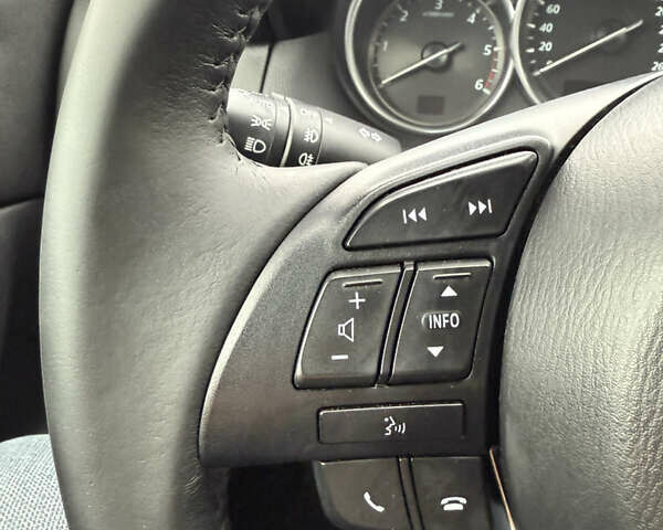 Чорний Мазда СХ-5, об'ємом двигуна 2.2 л та пробігом 234 тис. км за 12500 $, фото 25 на Automoto.ua