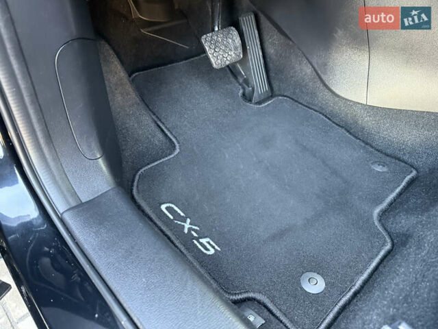 Черный Мазда СХ-5, объемом двигателя 2.2 л и пробегом 166 тыс. км за 14200 $, фото 95 на Automoto.ua