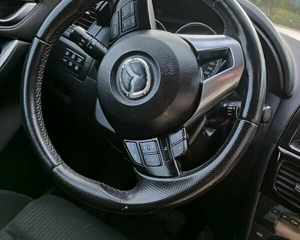 Черный Мазда СХ-5, объемом двигателя 2.19 л и пробегом 278 тыс. км за 12000 $, фото 9 на Automoto.ua