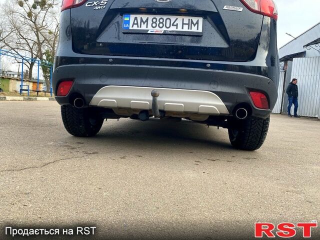 Черный Мазда СХ-5, объемом двигателя 2.2 л и пробегом 220 тыс. км за 14200 $, фото 2 на Automoto.ua