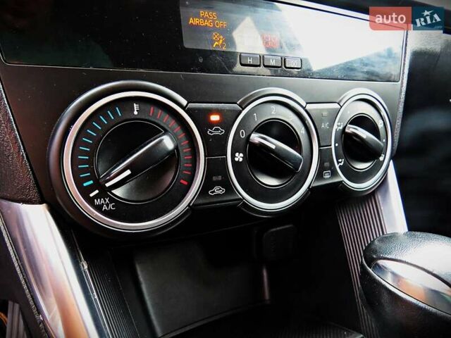 Черный Мазда СХ-5, объемом двигателя 2.49 л и пробегом 189 тыс. км за 13750 $, фото 13 на Automoto.ua