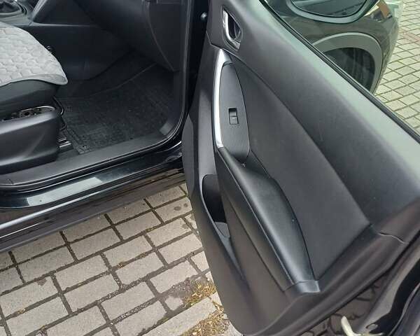 Мазда СХ-5 2014 у Мукачеве на Automoto.ua Чорний Мазда СХ-5, об'ємом двигуна 2 л та пробігом 130 тис. км за 12500 $, фото 12 на Automoto.ua