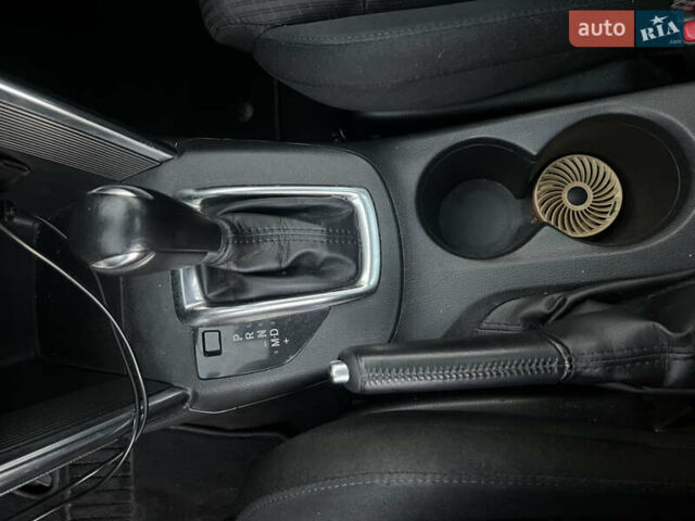 Черный Мазда СХ-5, объемом двигателя 2.49 л и пробегом 195 тыс. км за 11100 $, фото 8 на Automoto.ua