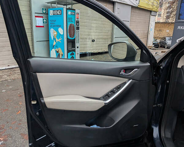 Чорний Мазда СХ-5, об'ємом двигуна 2.5 л та пробігом 186 тис. км за 13500 $, фото 11 на Automoto.ua