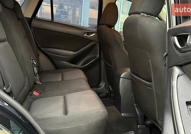 Черный Мазда СХ-5, объемом двигателя 2 л и пробегом 235 тыс. км за 12700 $, фото 6 на Automoto.ua