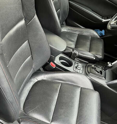 Черный Мазда СХ-5, объемом двигателя 2.19 л и пробегом 240 тыс. км за 15000 $, фото 19 на Automoto.ua